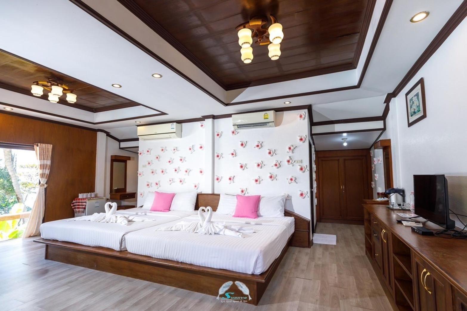 Suanya Kohkood Resort And Spa Ko Kut Buitenkant foto
