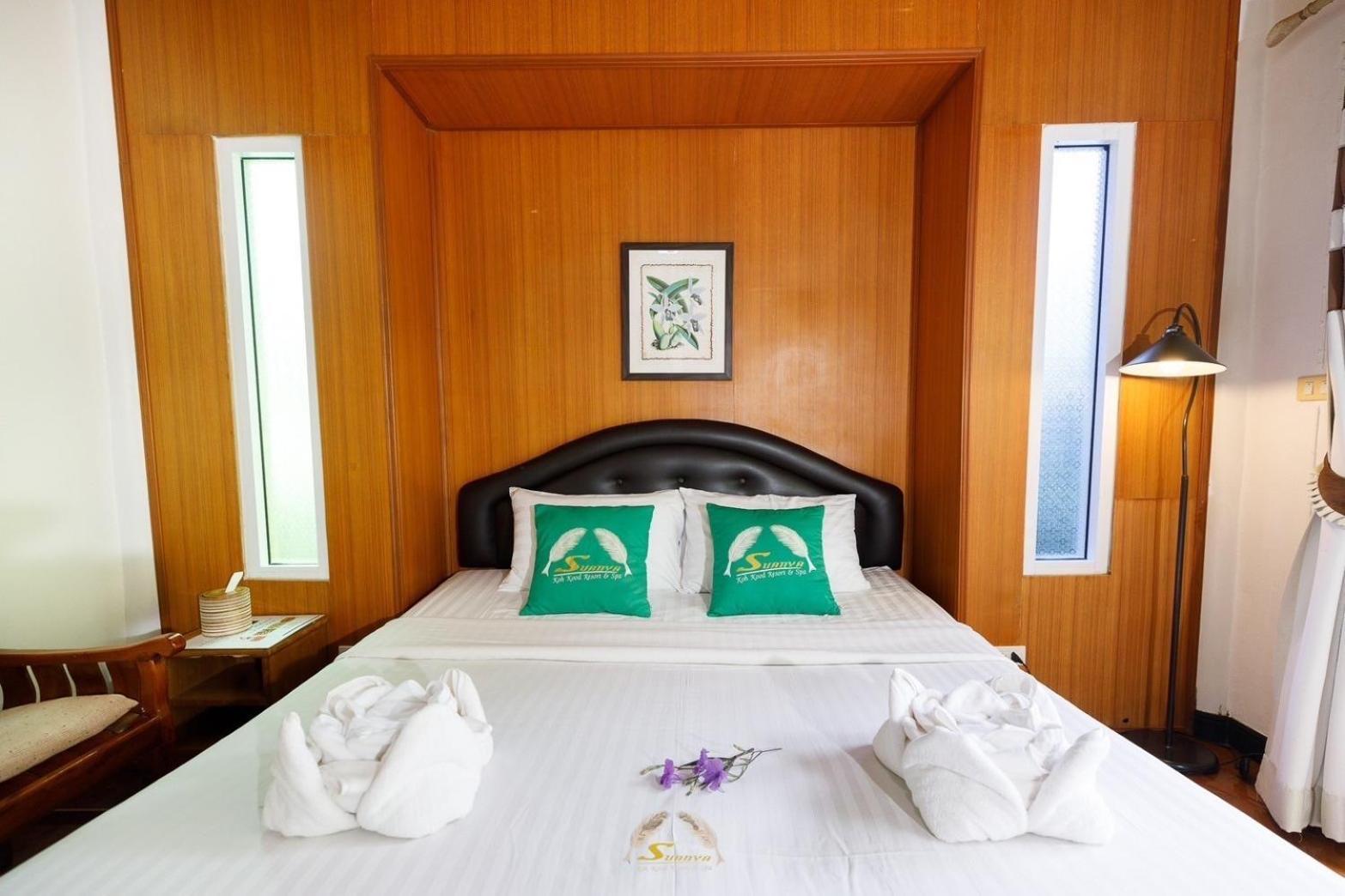 Suanya Kohkood Resort And Spa Ko Kut Buitenkant foto